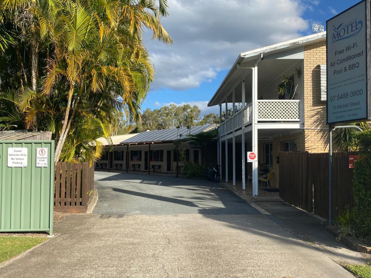 Tin Can Bay Motel מראה חיצוני תמונה
