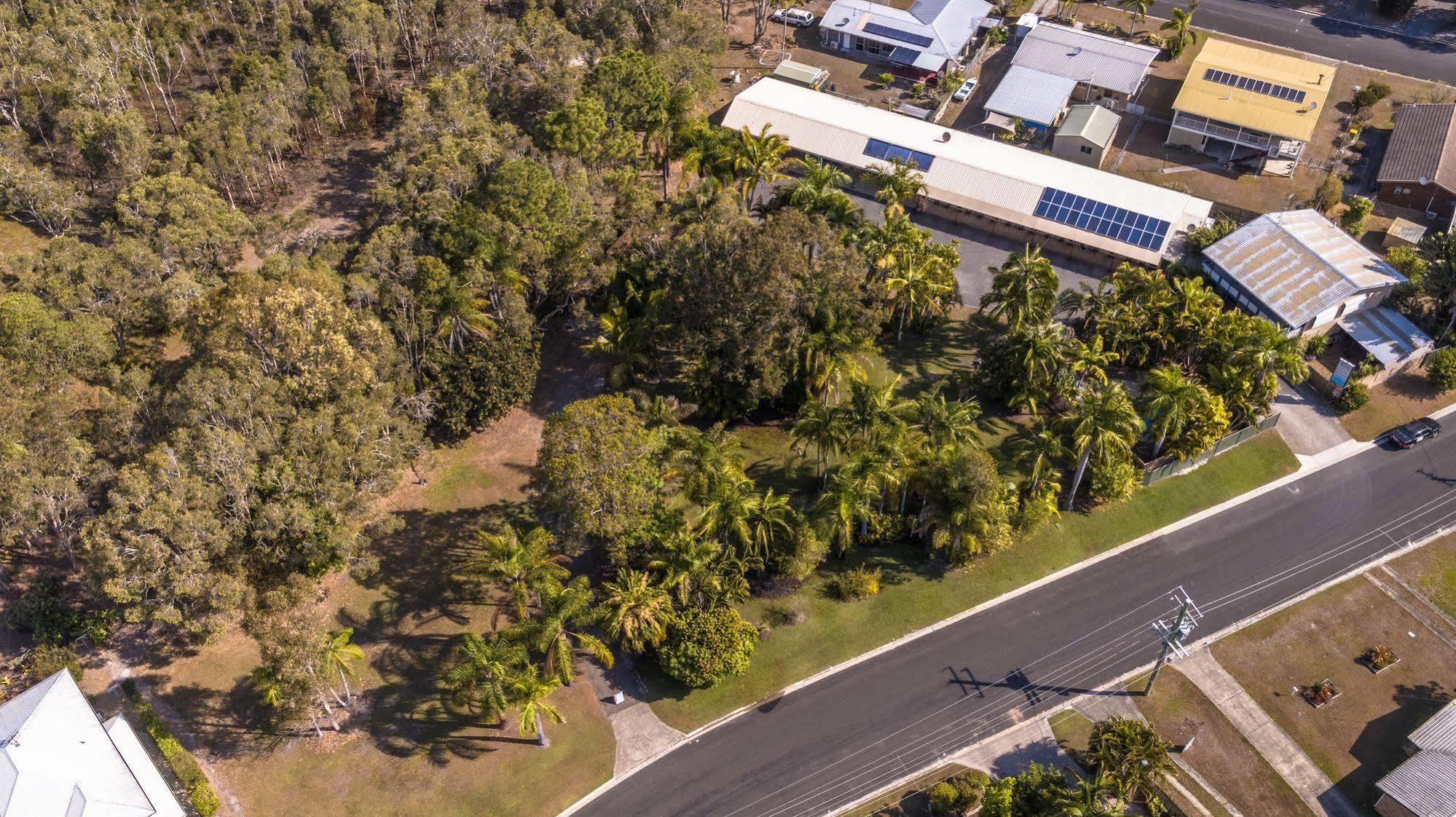 Tin Can Bay Motel מראה חיצוני תמונה